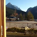 Lory San Pietro di Cadore